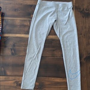 Nike gray leggings